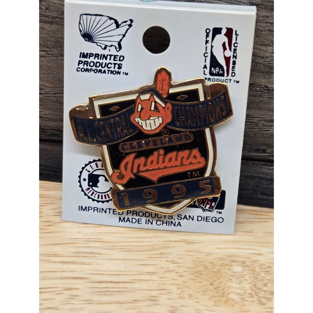 Vintage Cleveland Indians 1995 AL Central Champions Pin Chief Wahoo MLB